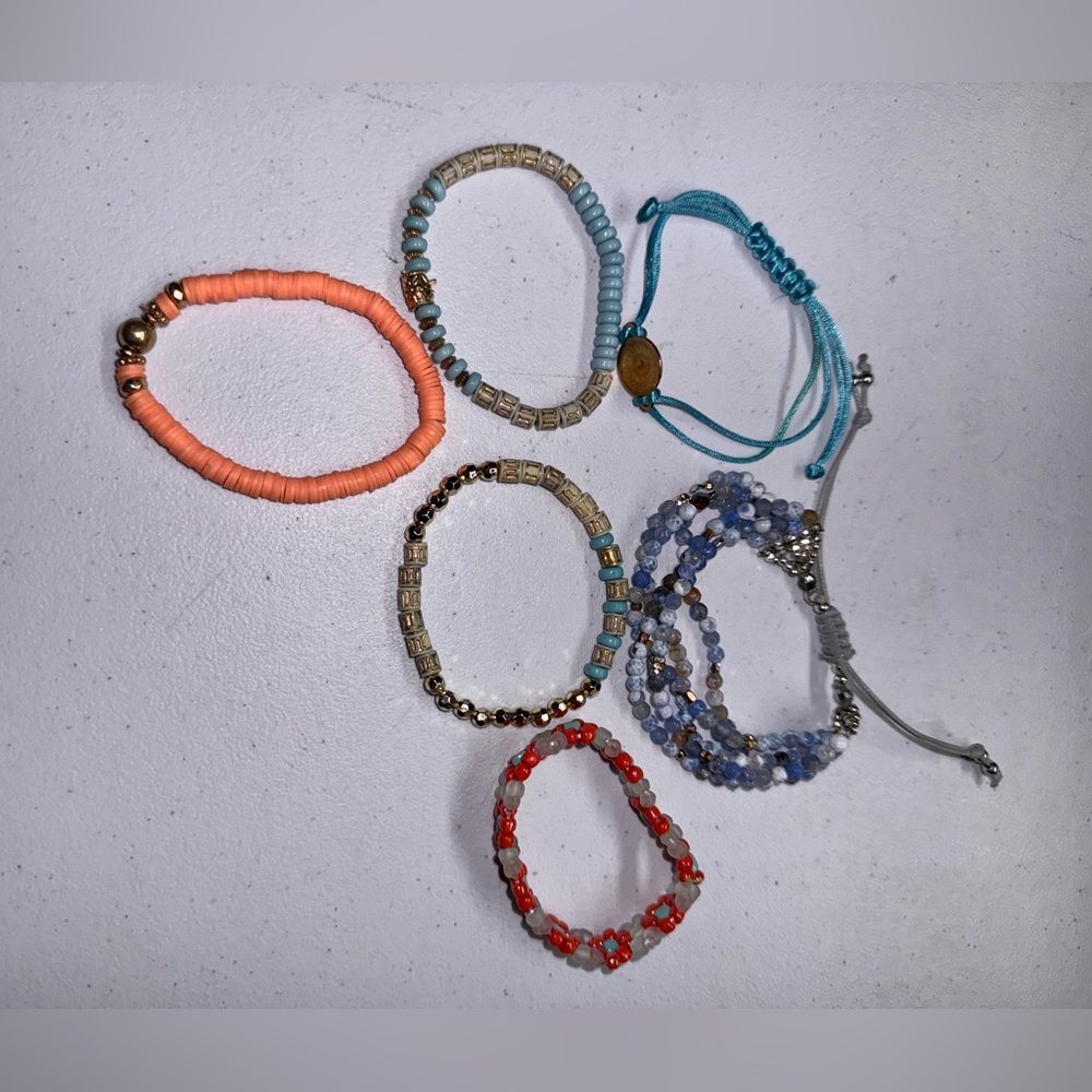Pack of summer bracelets